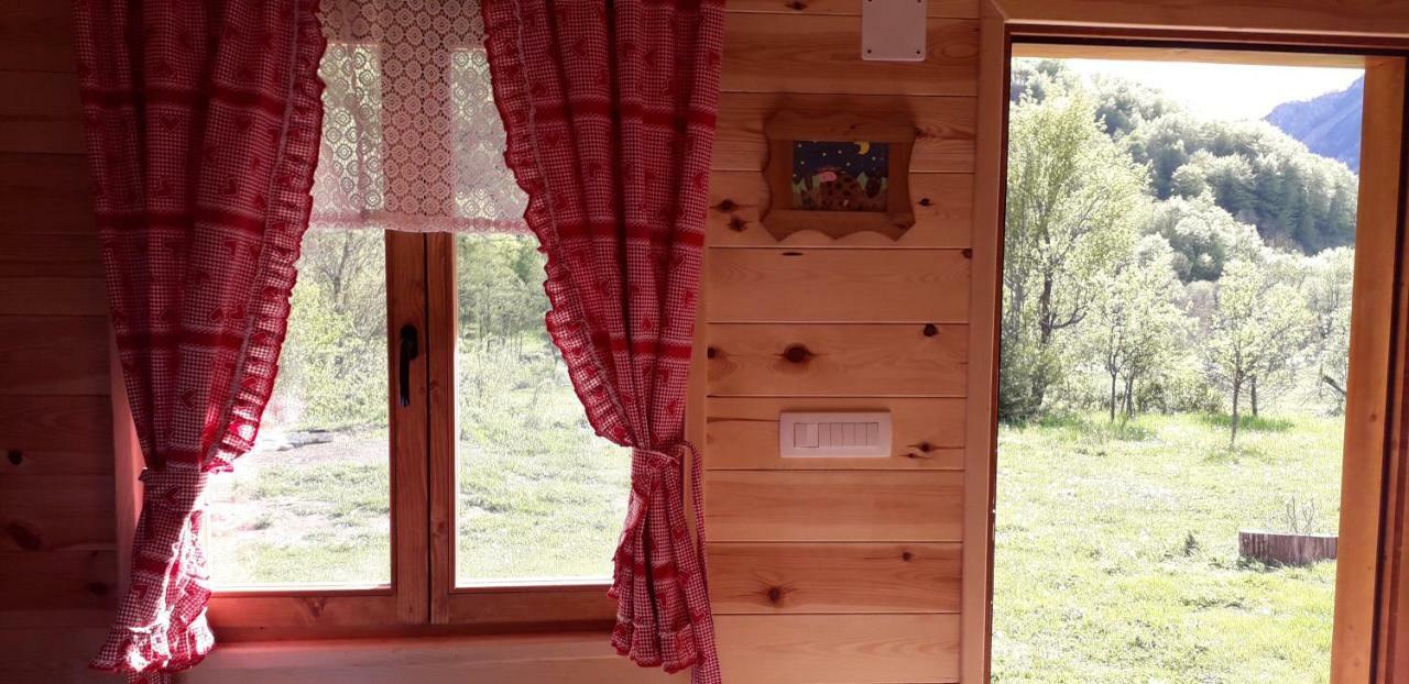 Taramour Cottages. Mojkovac Kültér fotó