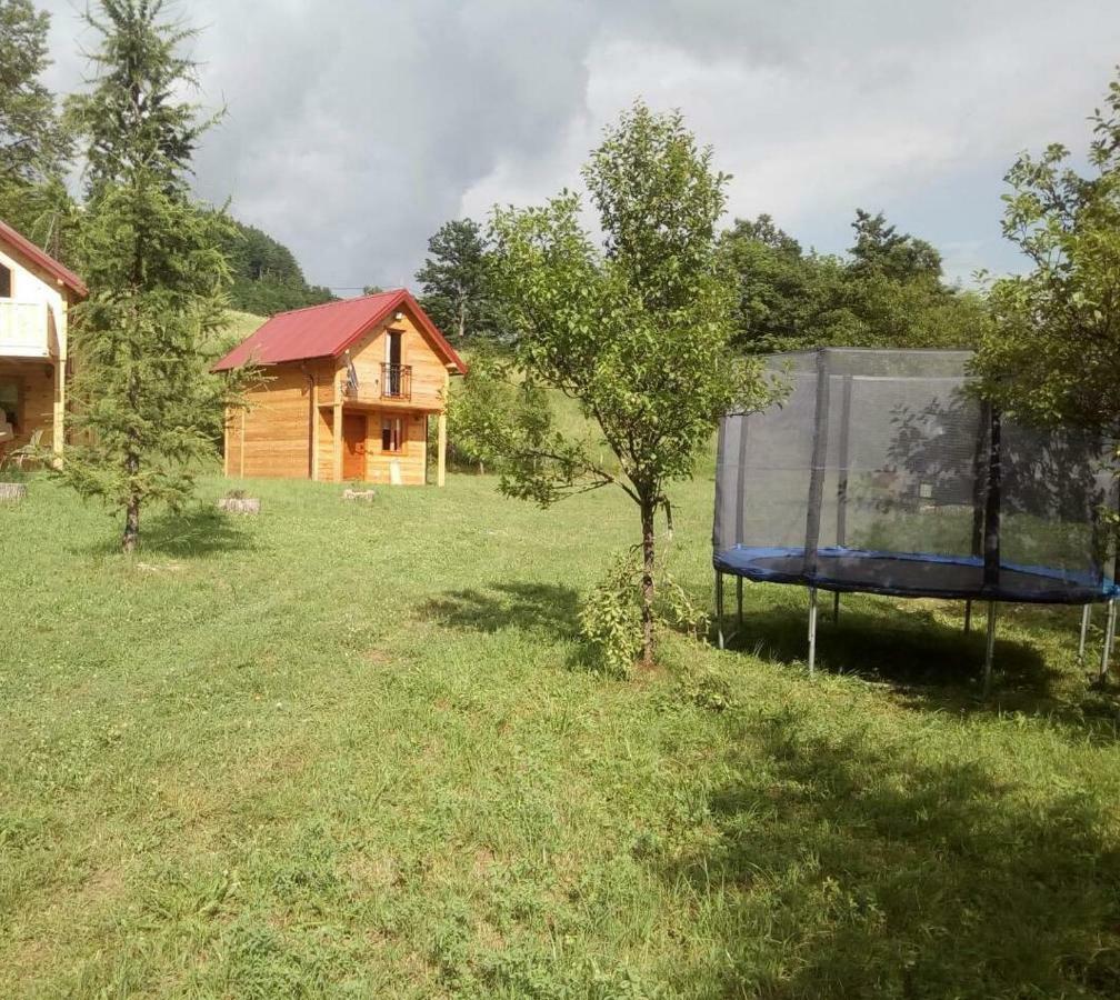 Taramour Cottages. Mojkovac Kültér fotó