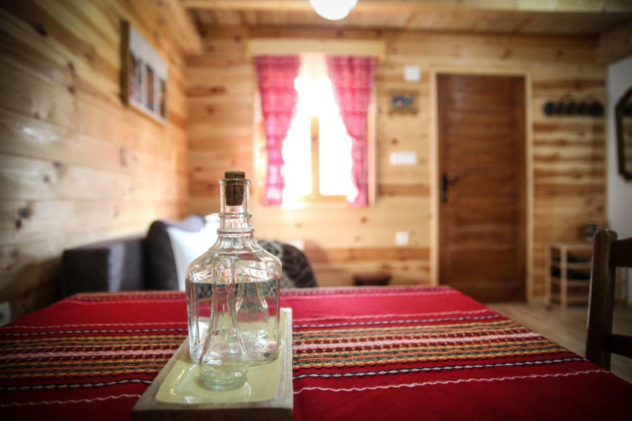 Taramour Cottages. Mojkovac Kültér fotó