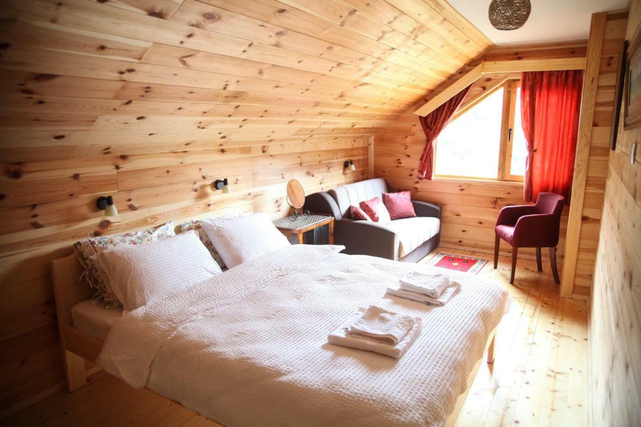 Taramour Cottages. Mojkovac Kültér fotó