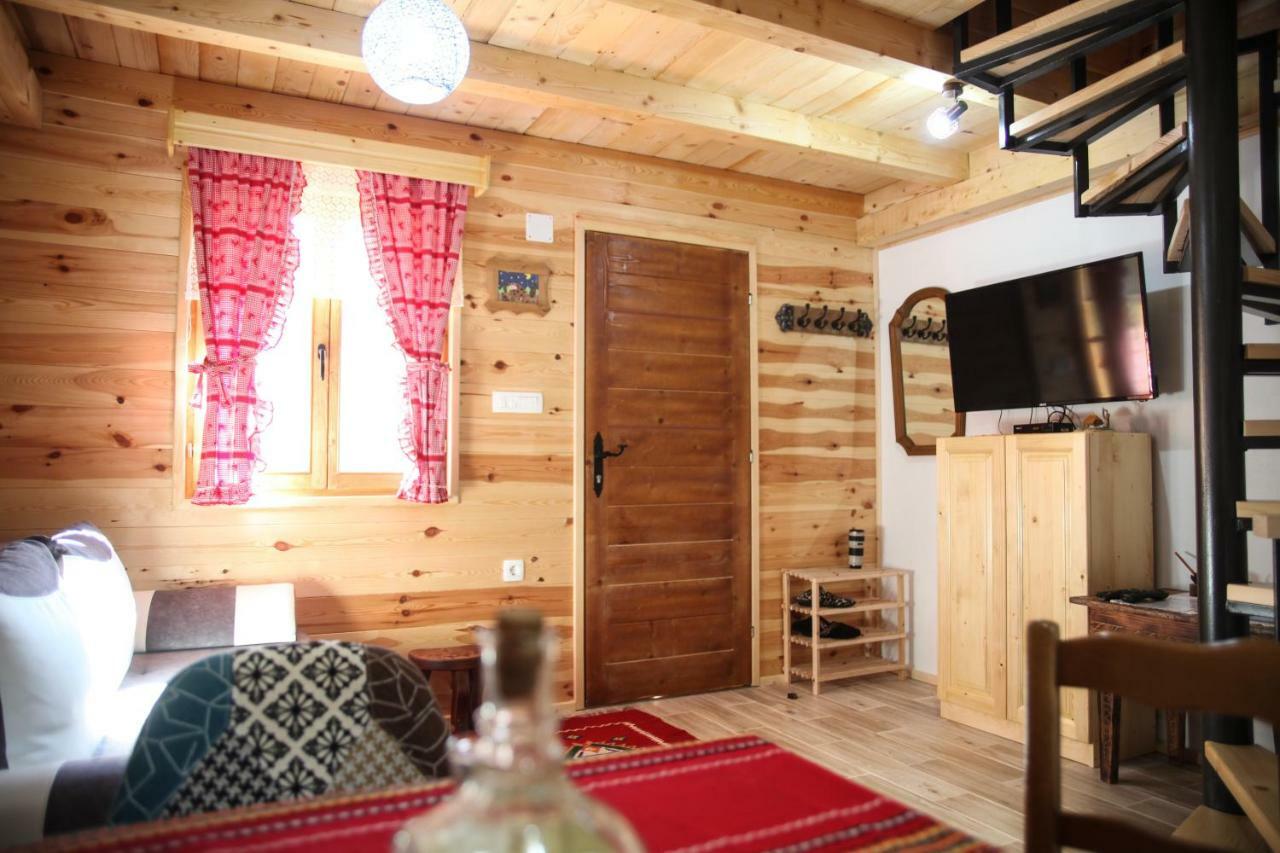 Taramour Cottages. Mojkovac Kültér fotó